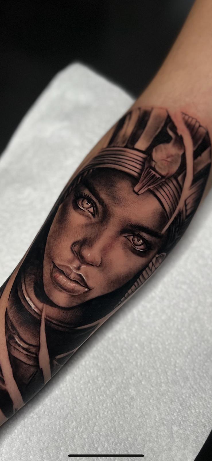 ANHER NOIR TATTOO