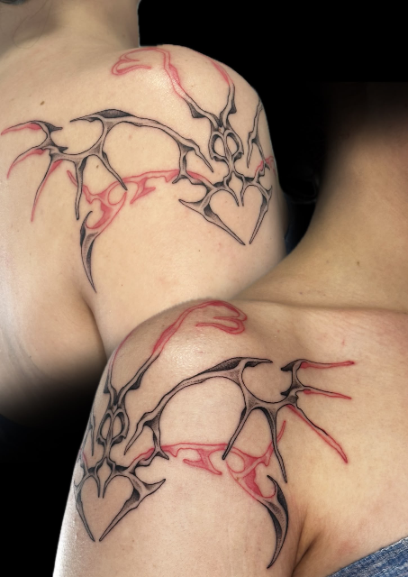 Shoulder cybertribal