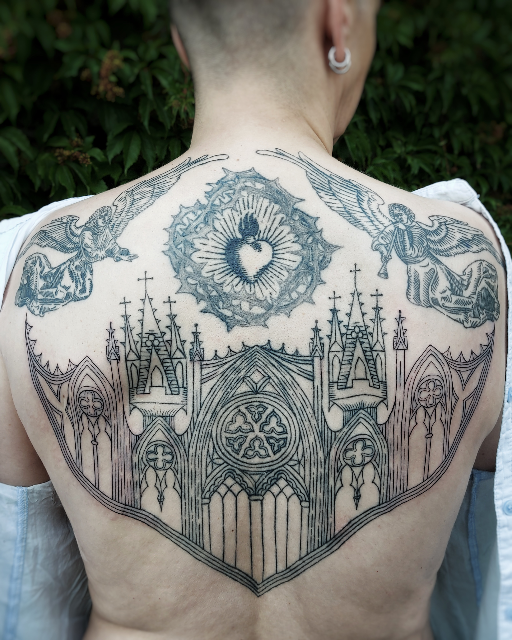 Gothic backpiece