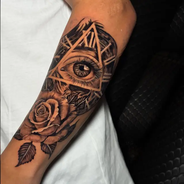 Eye and Rose
