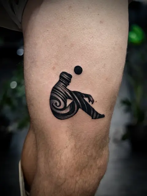 Blackwork Tattoo Artist Berlin portfolio work 4