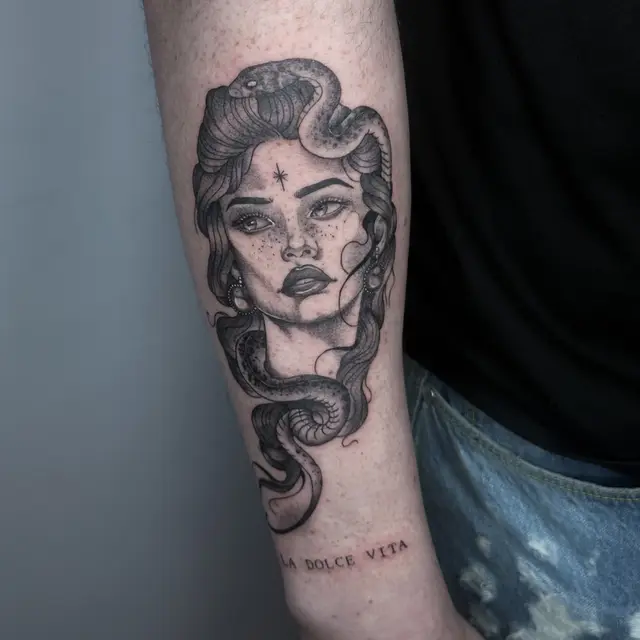 Emmelie  Moons portfolio work 30