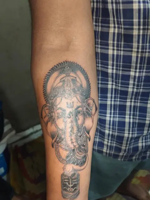 Tribal Tattoo Artist Nepal 70d231 portfolio work 2