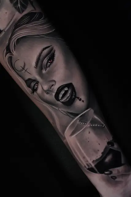 Vampire girl